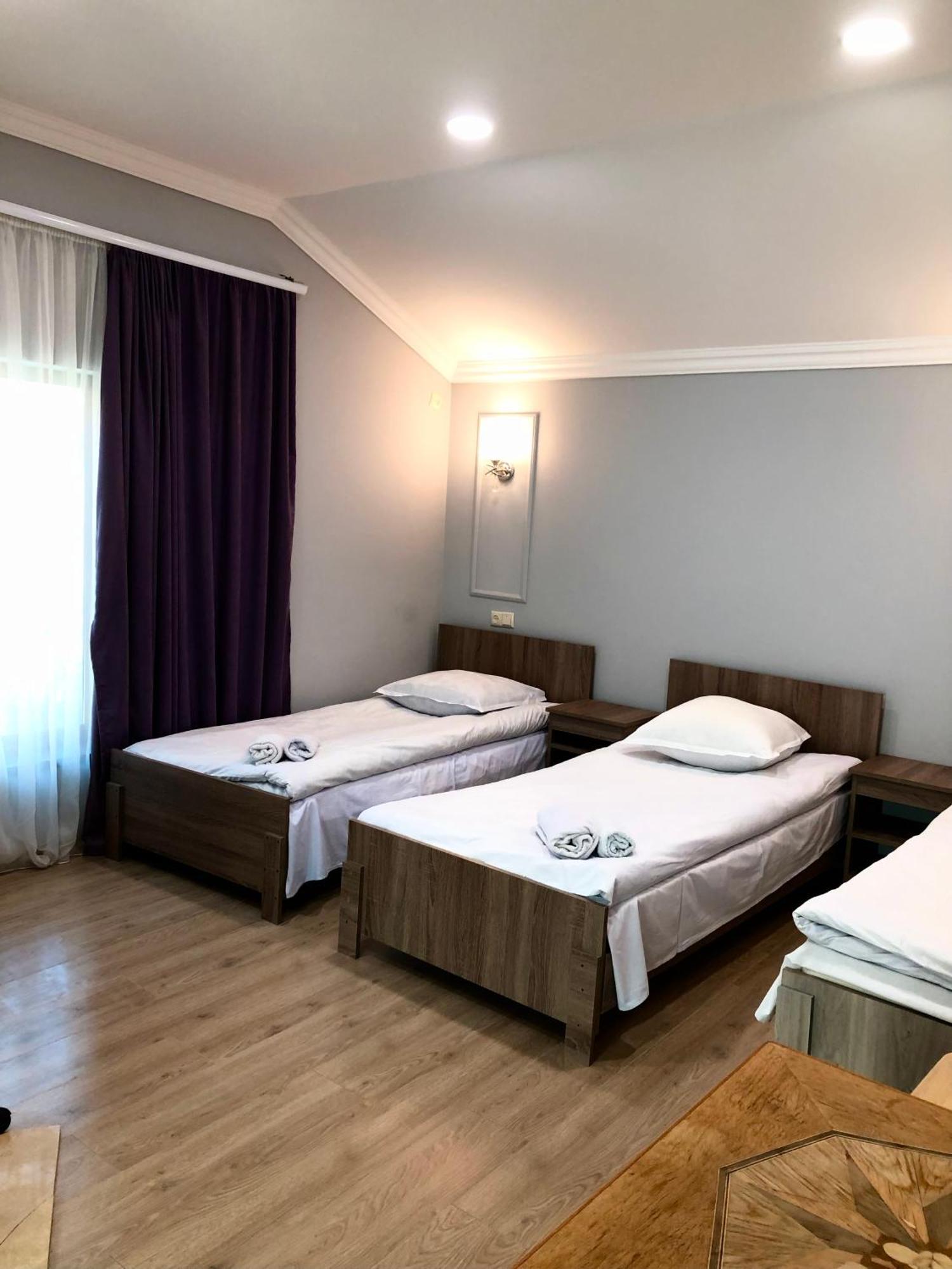 Guest House Anahit Ijevan Exterior photo